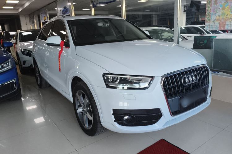 Used Audi Q3 2016 35 TFSI Collection Edition Comfort Model Front Right 45 Deg