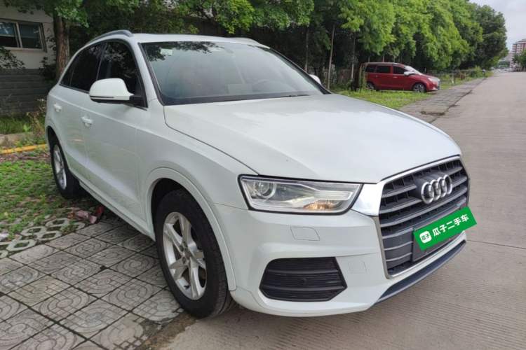 Used Audi Q3 2016 35 TFSI Fashion Model Front Right 45 Deg