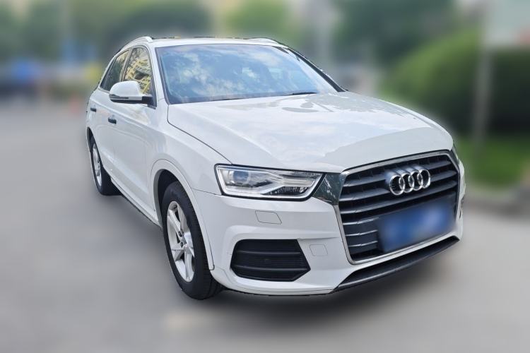 Used Audi Q3 2016 35 TFSI Fashion Model Front Right 45 Deg