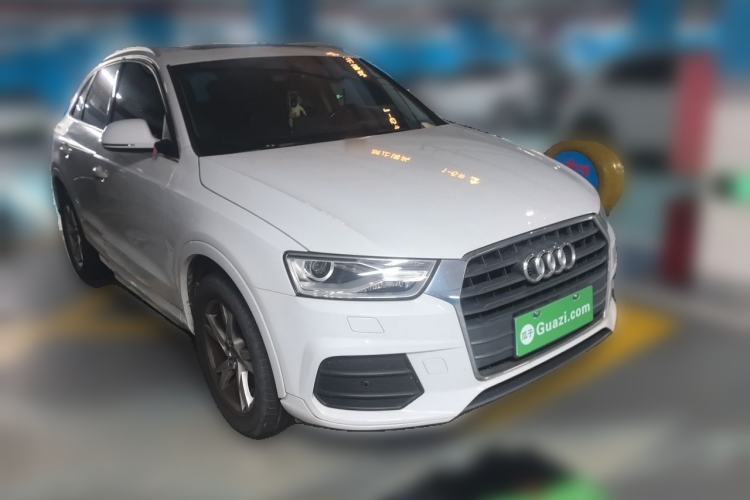 Used Audi Q3 2016 30 TFSI Fashion Model Front Right 45 Deg