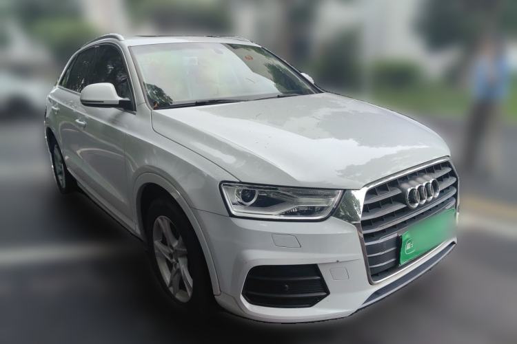 Used Audi Q3 2016 35 TFSI Fashion Model Front Right 45 Deg