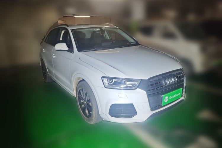 Used Audi Q3 2016 30 TFSI Fashion Model Front Right 45 Deg