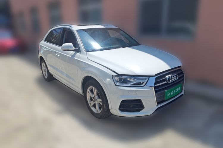 Used Audi Q3 2016 30 TFSI Fashion Model Front Right 45 Deg