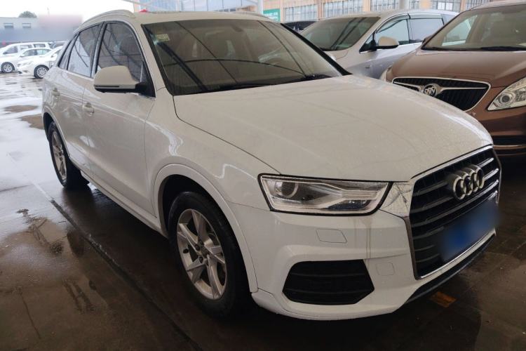 Used Audi Q3 2016 35 TFSI Fashion Model Front Right 45 Deg
