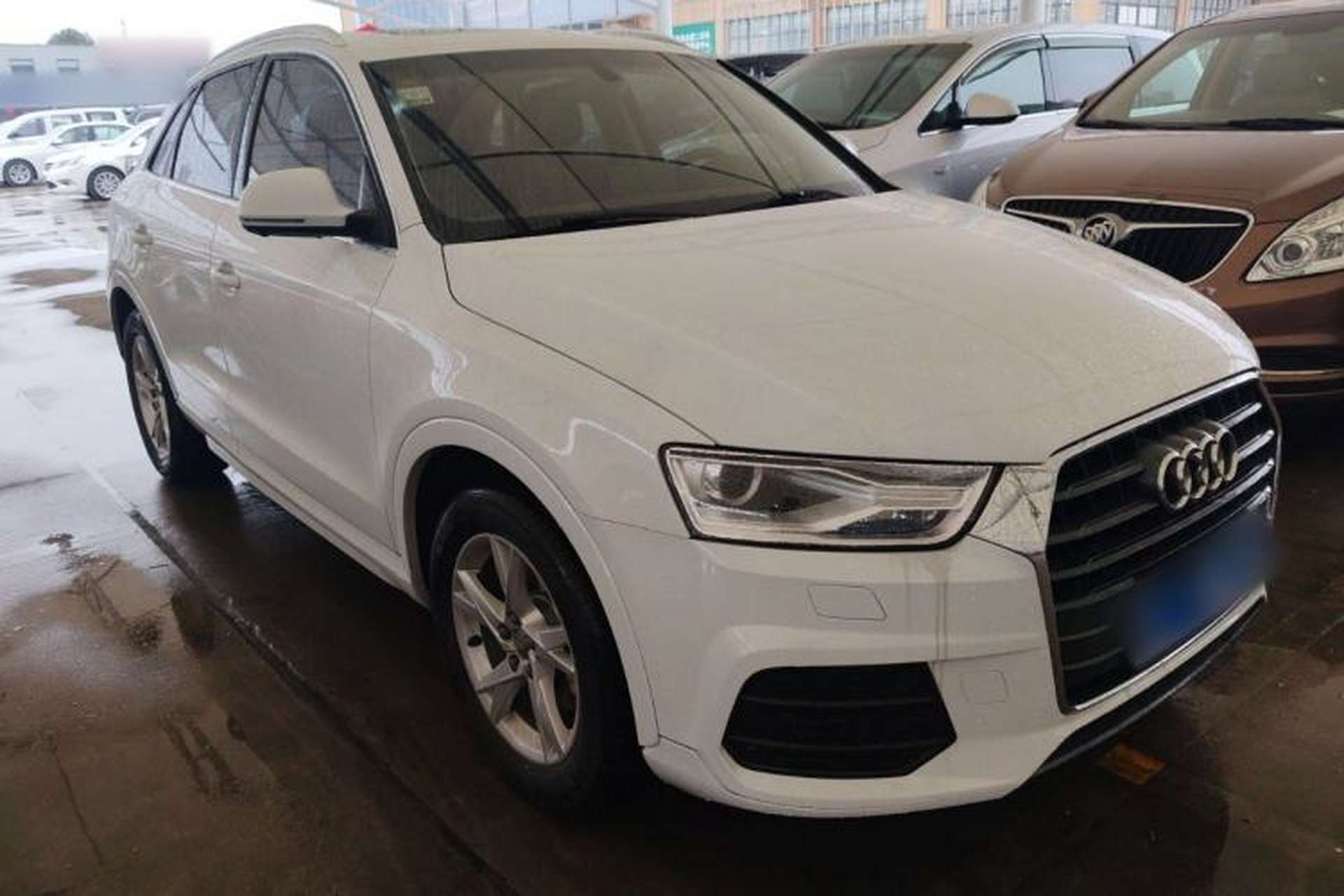 Used Audi Q3 2016 35 TFSI Fashion Model Front Right 45 Deg