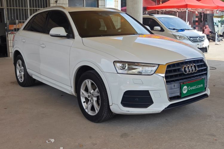 Used Audi Q3 2016 35 TFSI Fashion Model Front Right 45 Deg