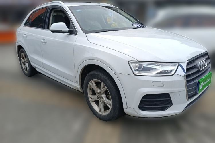 Used Audi Q3 2016 30 TFSI Fashion Model Front Right 45 Deg