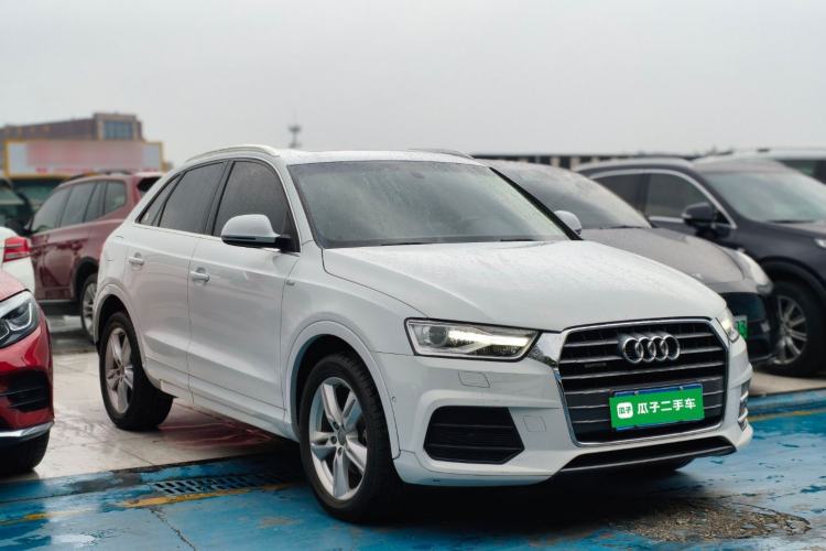 Used Audi Q3 2016 35 TFSI quattro all-wheel-drive style model Front Right 45 Deg