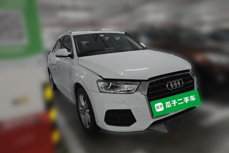Used Audi Q3 2016 30 TFSI Fashion Model Front Right 45 Deg