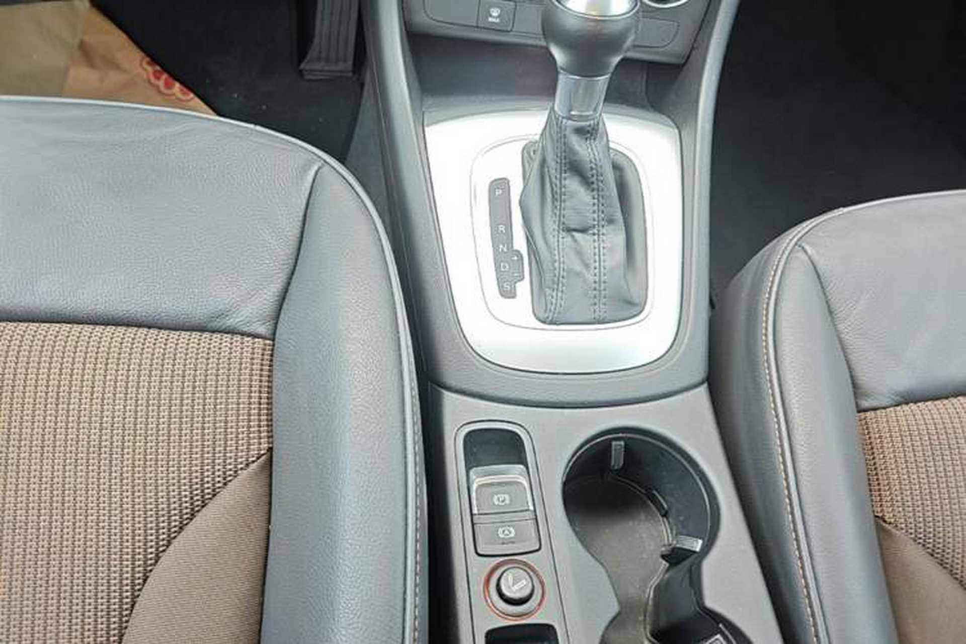 Used Audi Q3 2016 30 TFSI Fashion Model Gear Lever