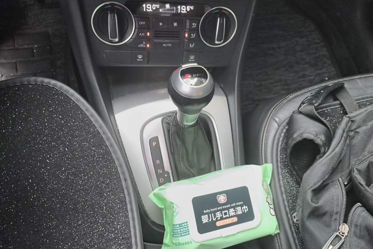 Used Audi Q3 2016 35 TFSI Fashion Model Gear Lever