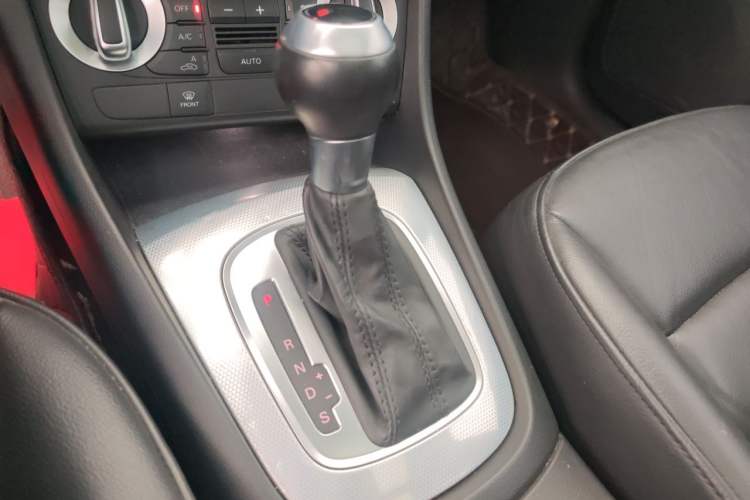 Used Audi Q3 2016 30 TFSI Collector's Edition Comfort Model Gear Lever