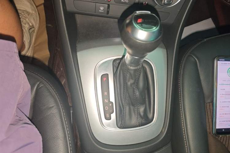 Used Audi Q3 2016 35 TFSI Fashion Model Gear Lever