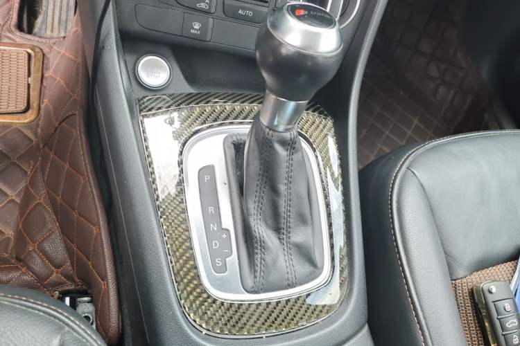 Used Audi Q3 2016 35 TFSI Fashion Model Gear Lever