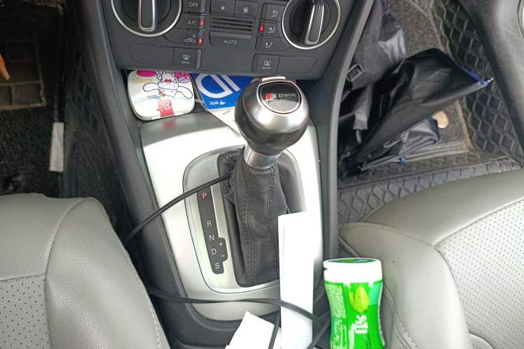 Used Audi Q3 2016 30 TFSI Fashion Model Gear Lever