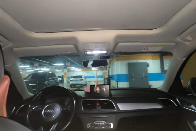 Used Audi Q3 2016 30 TFSI Fashion Model Headliner