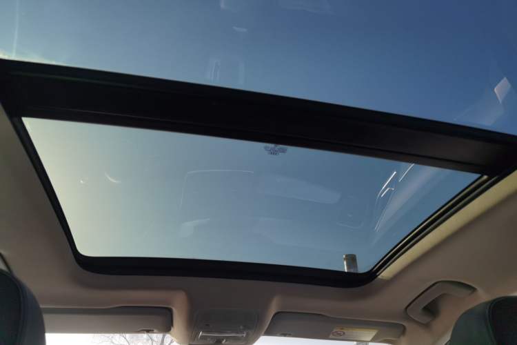 Used Audi Q3 2016 35 TFSI Style Edition Headliner