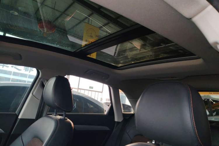 Used Audi Q3 2016 35 TFSI Fashion Model Headliner