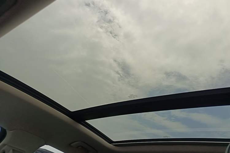 Used Audi Q3 2016 35 TFSI quattro all-wheel-drive style model Headliner