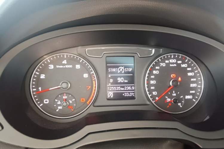 Used Audi Q3 2016 35 TFSI Fashion Model Instrument Cluster