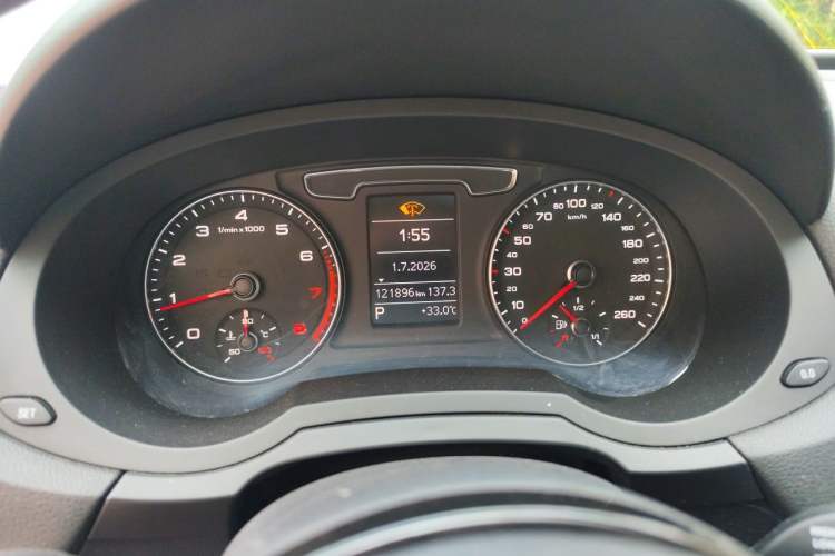 Used Audi Q3 2016 30 TFSI Fashion Model Instrument Cluster