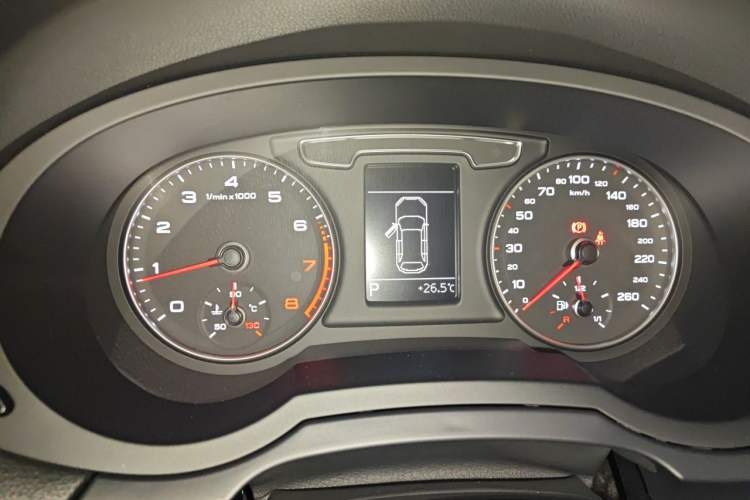 Used Audi Q3 2016 30 TFSI Fashion Model Instrument Cluster