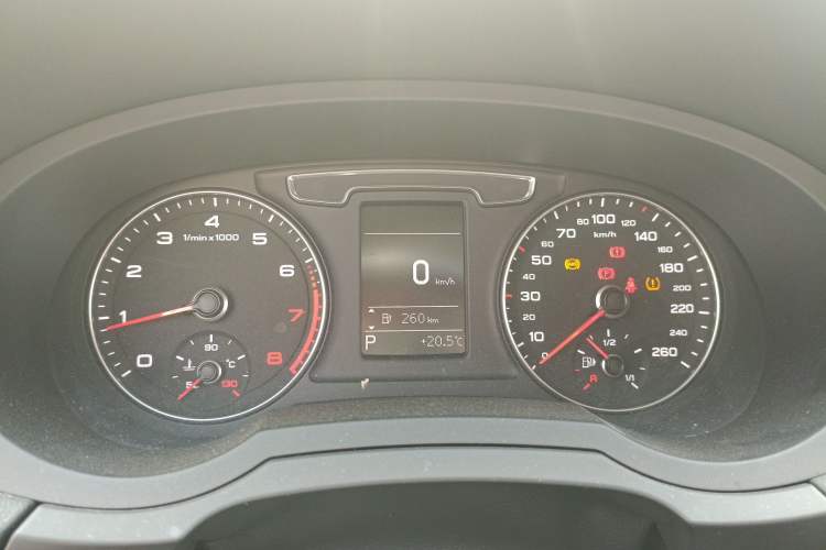 Used Audi Q3 2016 30 TFSI Fashion Model Instrument Cluster