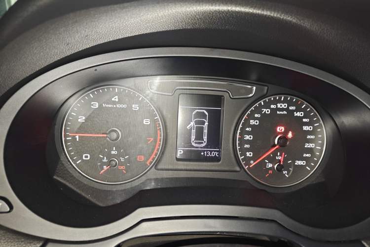 Used Audi Q3 2016 35 TFSI quattro all-wheel-drive style model Instrument Cluster