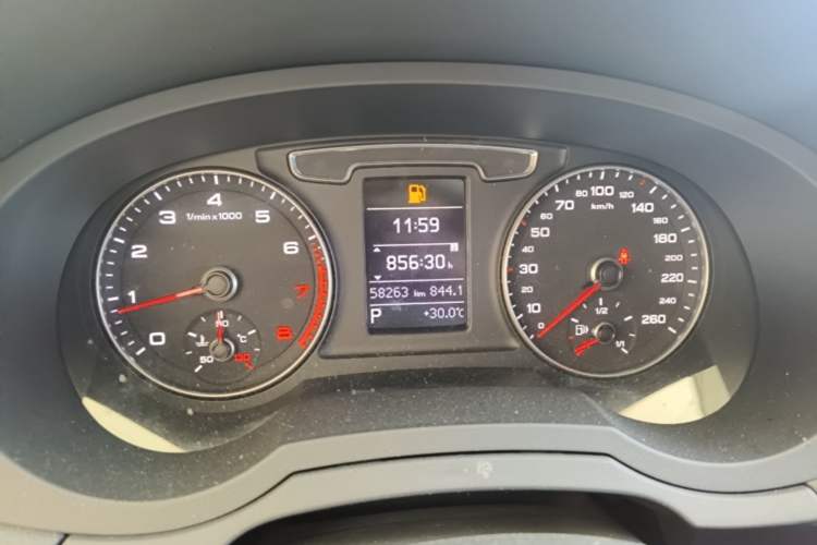 Used Audi Q3 2016 30 TFSI Fashion Model Instrument Cluster