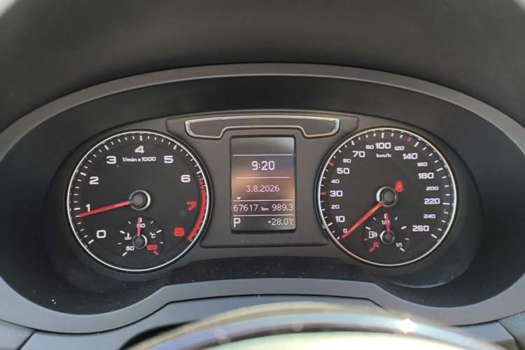 Used Audi Q3 2016 35 TFSI Style Edition Instrument Cluster