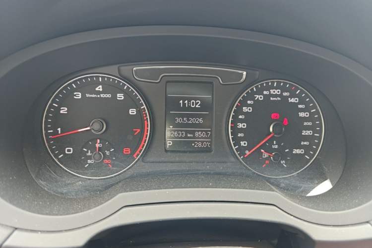 Used Audi Q3 2016 35 TFSI Style Edition Instrument Cluster