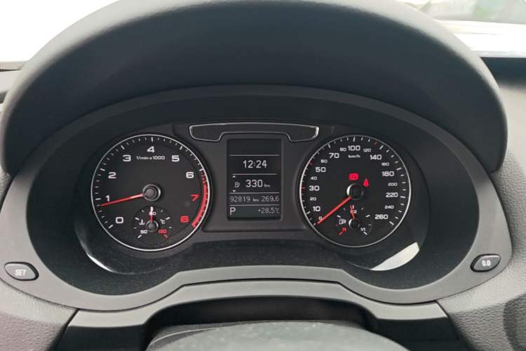 Used Audi Q3 2016 30 TFSI Fashion Model Instrument Cluster