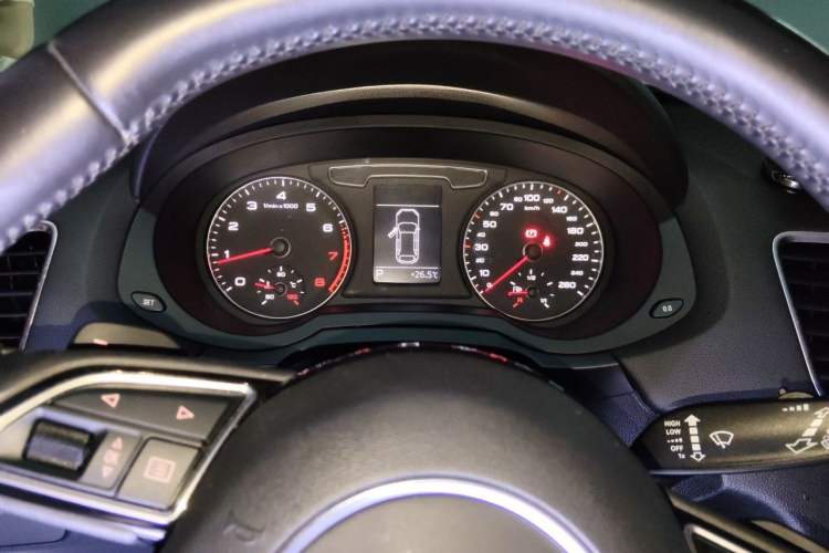 Used Audi Q3 2016 35 TFSI quattro all-wheel-drive style model Instrument Cluster