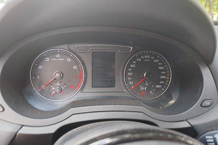 Used Audi Q3 2016 35 TFSI Style Edition Instrument Cluster