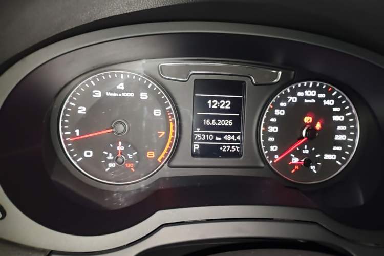 Used Audi Q3 2016 35 TFSI Fashion Model Instrument Cluster