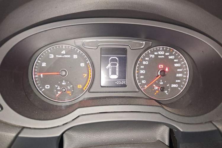 Used Audi Q3 2016 35 TFSI Style Edition Instrument Cluster