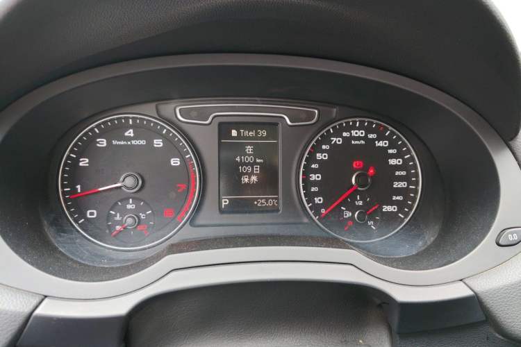 Used Audi Q3 2016 30 TFSI Collector's Edition Intelligent Model Instrument Cluster