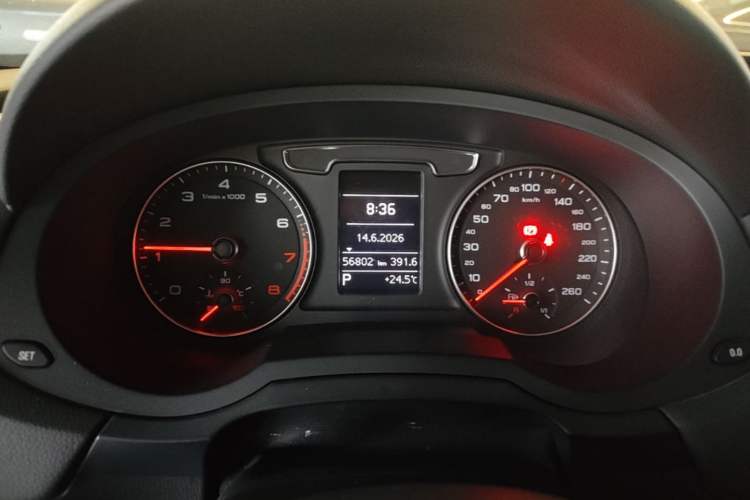 Used Audi Q3 2016 30 TFSI Fashion Model Instrument Cluster