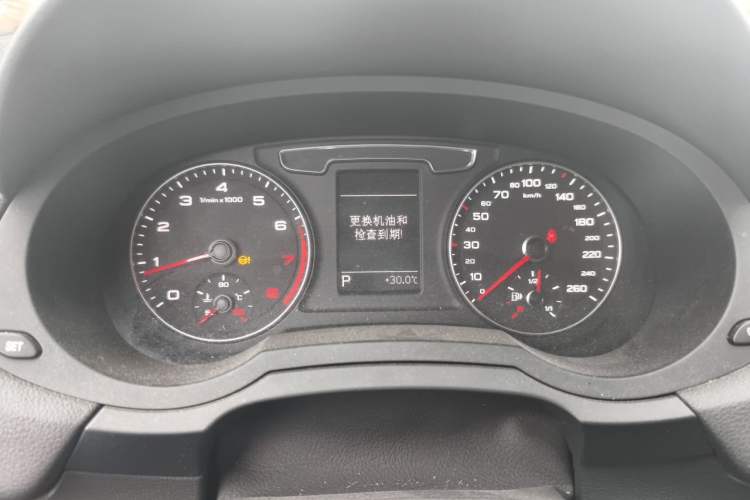 Used Audi Q3 2016 30 TFSI Fashion Model Instrument Cluster