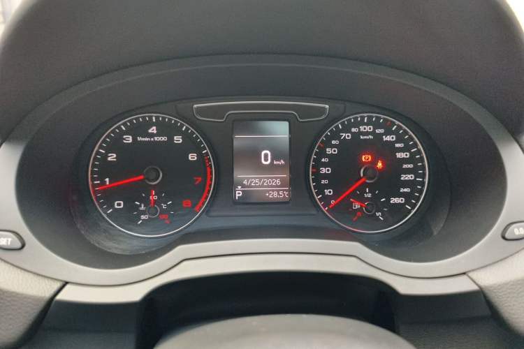 Used Audi Q3 2016 30 TFSI Fashion Model Instrument Cluster