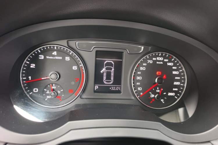 Used Audi Q3 2016 30 TFSI Standard Model Instrument Cluster