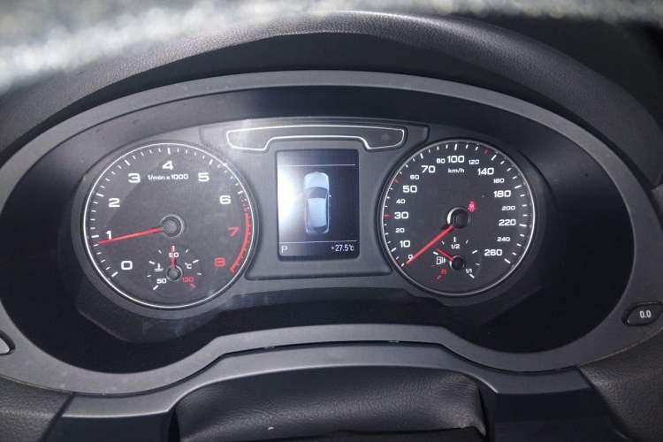 Used Audi Q3 2016 35 TFSI Collection Edition quattro Enjoyment Model Instrument Cluster