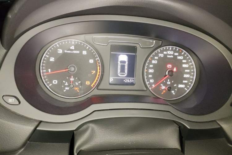 Used Audi Q3 2016 30 TFSI Fashion Model Instrument Cluster