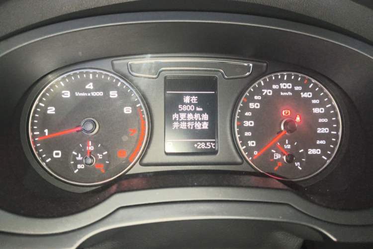 Used Audi Q3 2016 35 TFSI Fashion Model Instrument Cluster