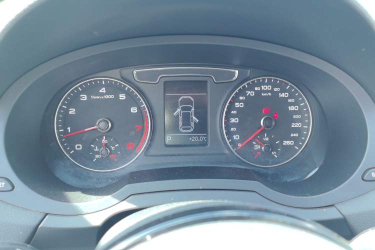 Used Audi Q3 2016 30 TFSI Fashion Model Instrument Cluster