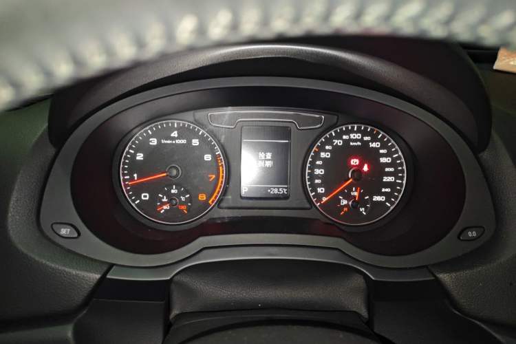Used Audi Q3 2016 35 TFSI Fashion Model Instrument Cluster
