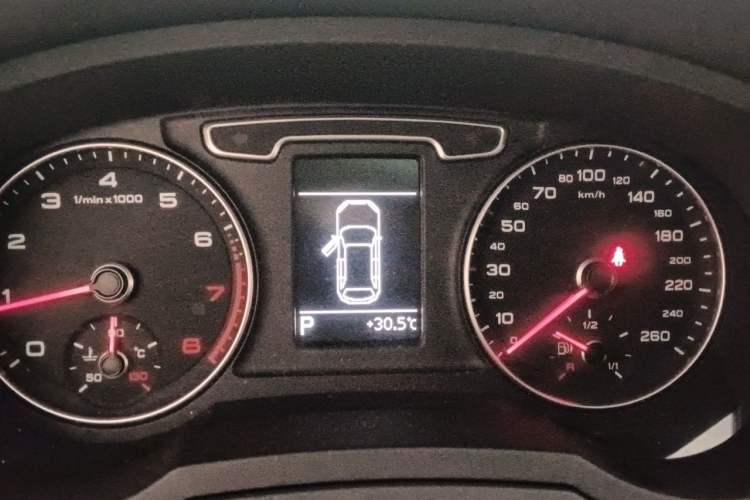 Used Audi Q3 2016 35 TFSI Collection Edition Intelligent Model Instrument Cluster