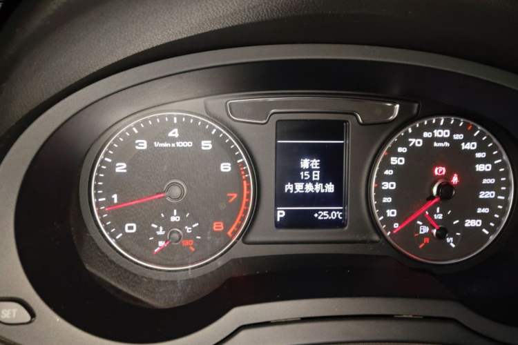 Used Audi Q3 2016 30 TFSI Fashion Model Instrument Cluster