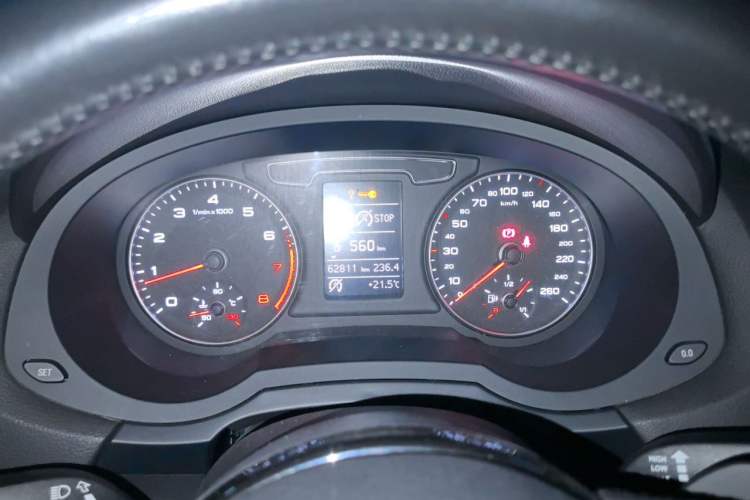 Used Audi Q3 2016 35 TFSI quattro all-wheel-drive style model Instrument Cluster