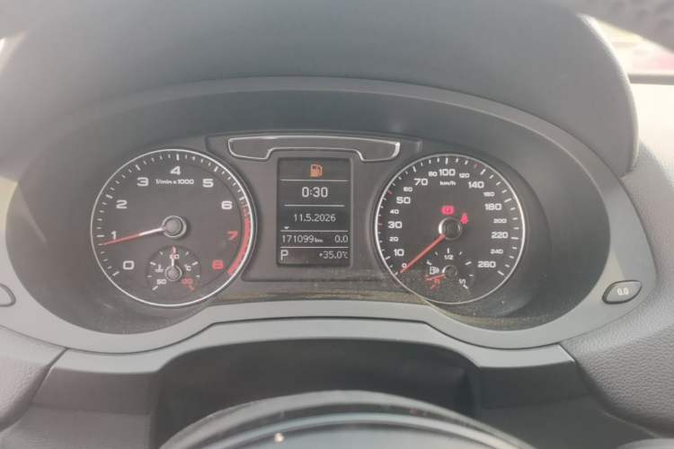 Used Audi Q3 2016 35 TFSI quattro all-wheel-drive style model Instrument Cluster